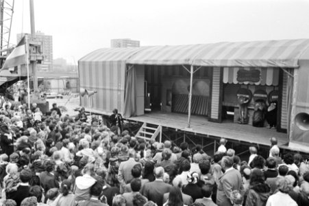 Festiviteiten met figuren uit de Fabeltjeskrant, Bestanddeelnr 924-5803