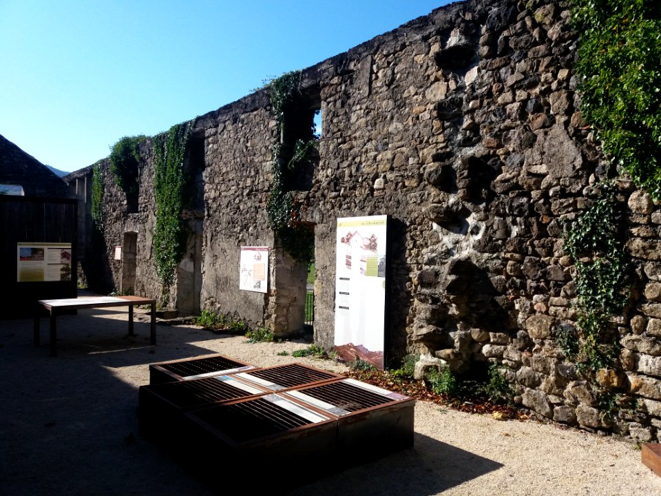 Ferme château de Rochemure - Explications géologiques