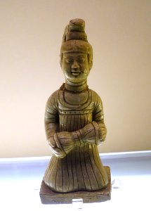 Female musician, China, from a tomb in Fuma, Wanzhou, Chongqing, Tang dynasty, 618-907 AD, green-glazed ceramic - Sichuan Provincial Museum - Chengdu, China - DSC04157