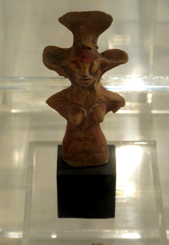 Female figurine 3. Mature Harappan period. Indus civilization