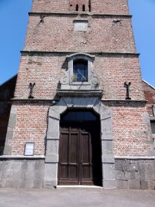 Felleries (Nord, Fr) église, entrée