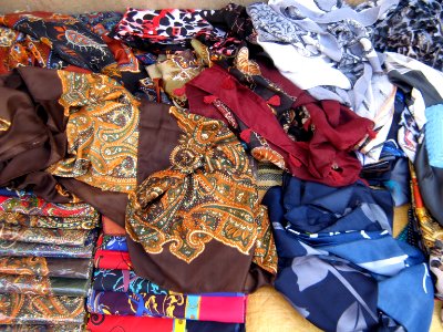 Female headwear Peddler - near Bank Refah - Iran sq - Nishapur 01