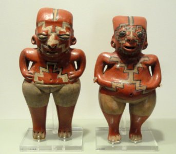Female Figures, 300 BC - 100 AD, Chupicuaro style, Guanajuato or Michoacan, Mexico, earthenware with red, white, and black on cream slips - Gardiner Museum, Toronto - DSC01115