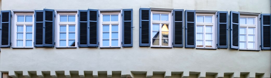Fensterfront am Bürgerheim in Tübingen 2019