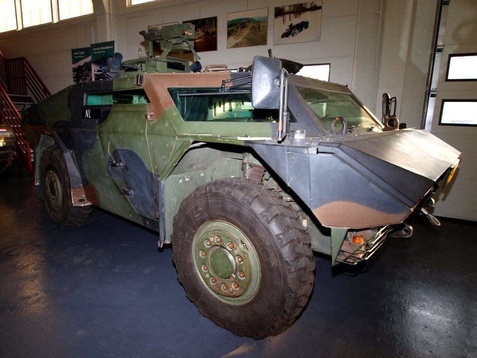 Fennek KY-87-00 pic-3