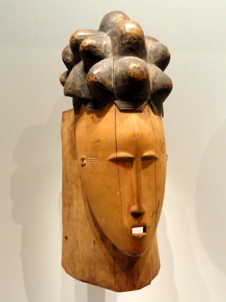 Female Face Mask (Mblo), early-mid 1900s, Guinea Coast, Ivory Coast, Baule people, wood - Cleveland Museum of Art - DSC08718