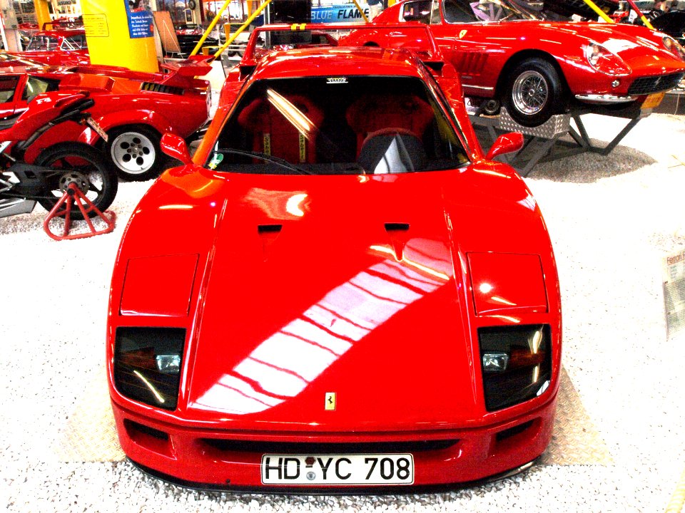 Ferrari F40 pic2 photo
