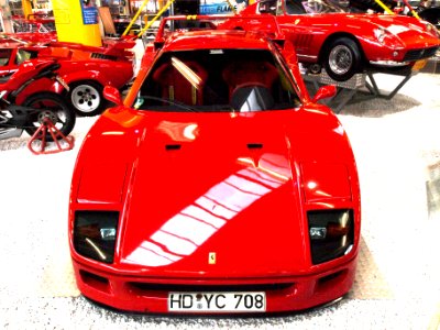 Ferrari F40 pic2 photo