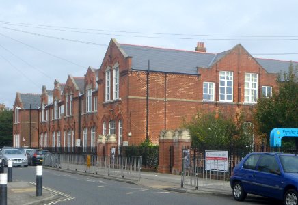 Fernhurst Junior School, Francis Avenue, Southsea (October 2017)