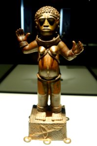 Female figure, Nigera, Benin Kingdom, 17th or 18th century AD, brass - Ethnological Museum, Berlin - DSC02217
