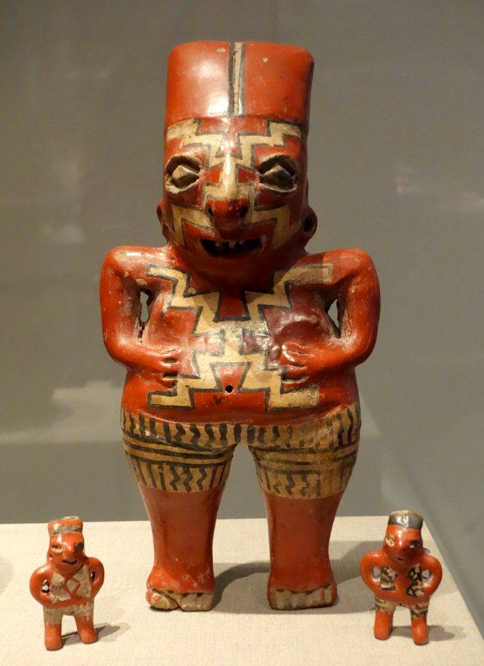 Female figure, Mexico, Chupicuaro, 300 BC to 1 AD, earthenware and pigment - De Young Museum - DSC00533
