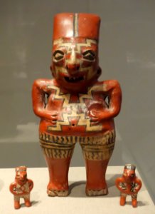 Female figure, Mexico, Chupicuaro, 300 BC to 1 AD, earthenware and pigment - De Young Museum - DSC00533