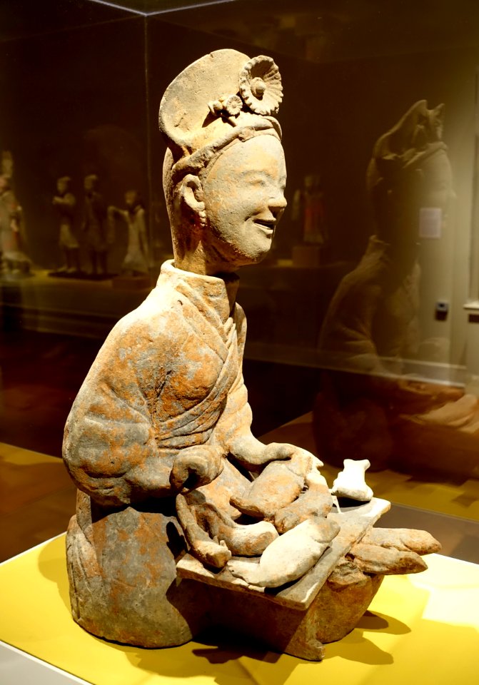 Female banquet chef, Sichuan province, China, Eastern Han dynasty, 1st-2nd century AD, earthenware - Portland Art Museum - Portland, Oregon - DSC08540