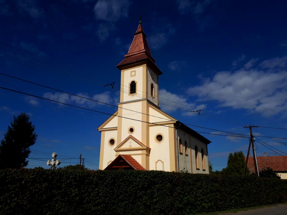 Felsődobszai római katolikus templom