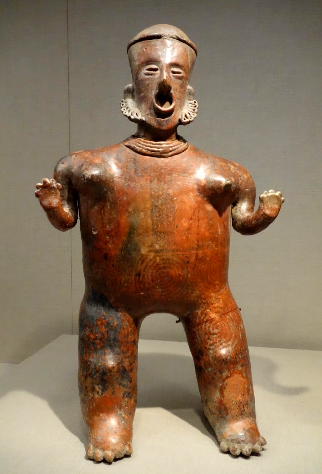 Female figure, West Mexico, Nayarit, 300 BC to 300 AD, earthenware and pigment - De Young Museum - DSC00501