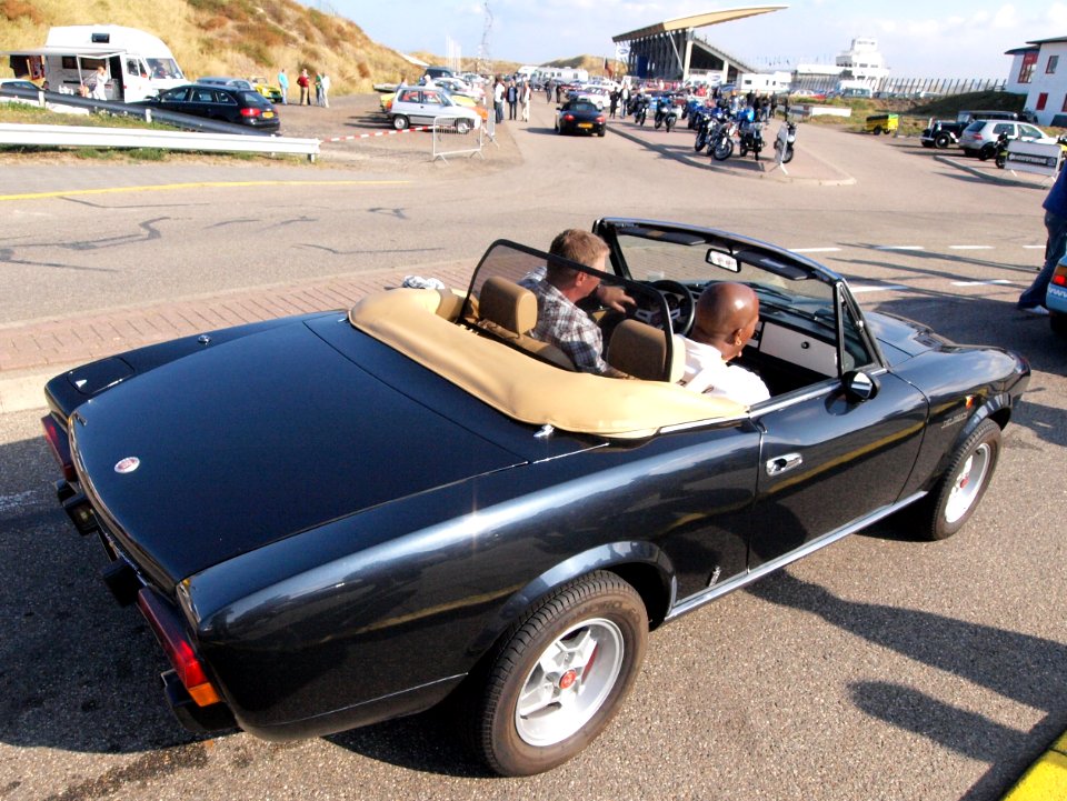 Fiat 124 Spider 2000 USA dutch licence registration 83-TS-SZ pic3