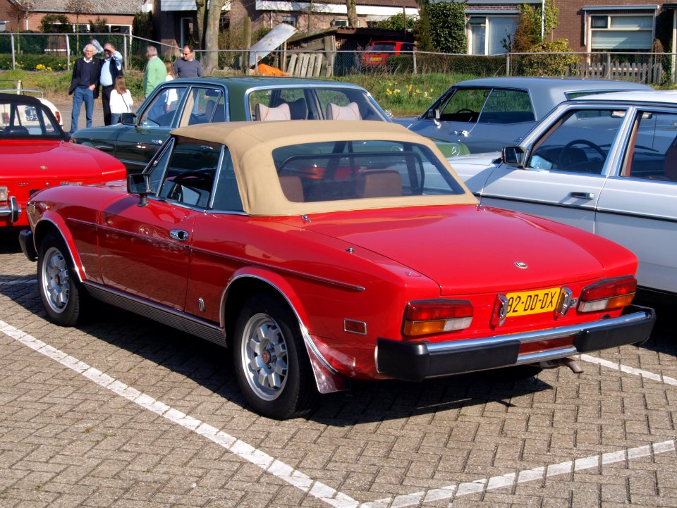 Fiat 124 SPIDER 2000 USA (1982), Dutch licence registration 92-DD-DX, pic1
