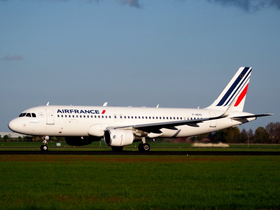 F-HEPG Air France Airbus A320-214(WL) - cn 5802 takeoff from Polderbaan, Schiphol (AMS - EHAM) at sunset