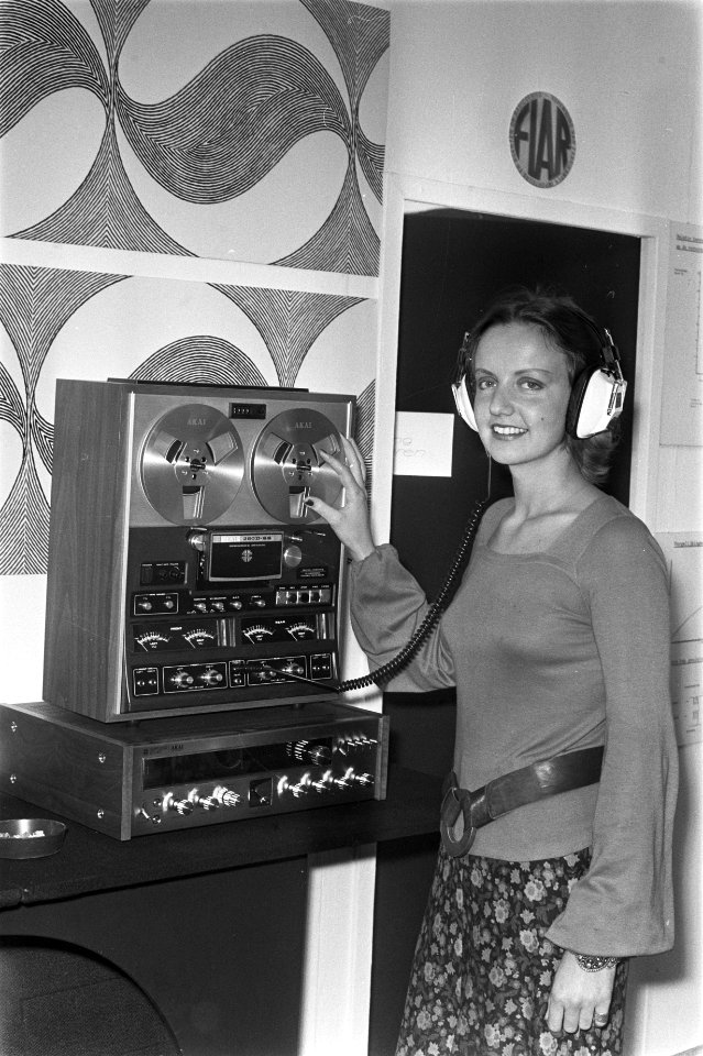 Fiarex-72 in RAI-gebouw, quadrafonische bandrecorder, Bestanddeelnr 925-9051