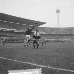 Feyenoord tegen DOV 4-1, Bestanddeelnr 910-8252