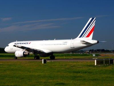 F-HEPC Air France Airbus A320-214 - cn 4267 taxiing 15july2013 pic-007