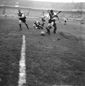Feyenoord tegen DOS 4-3, Coen Moulijn in actie, Bestanddeelnr 911-8211
