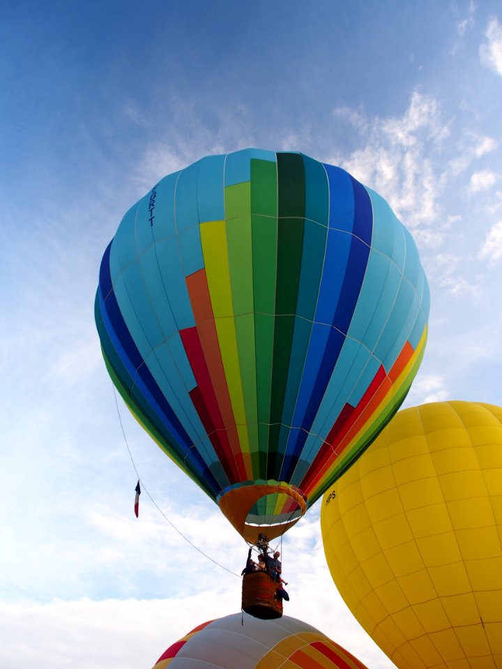 F-GRTT hot air balloon take-off at Metz, France, pic3