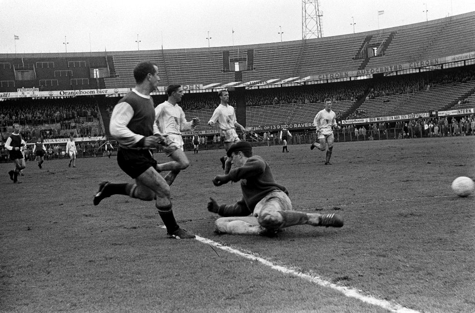 Feyenoord tegen Go Ahead 6-1, spelmomenten, Bestanddeelnr 916-3844