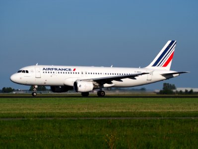F-GKXV AIRFRANCE, Airbus A320 takeoff from Schiphol (AMS - EHAM), The Netherlands, 16may2014, pic-1 photo