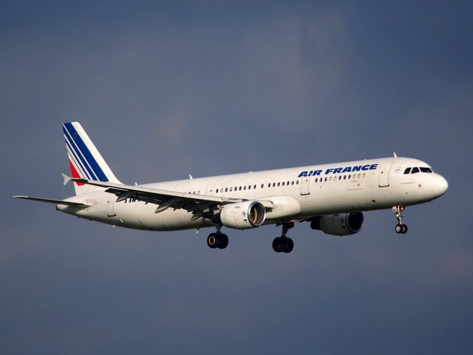 F-GTAL landing at Schiphol (AMS - EHAM), The Netherlands, pic1