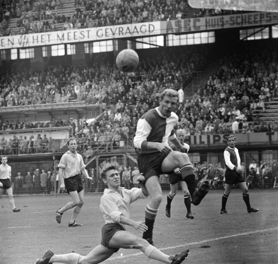 Feyenoord tegen DOS 4-1, Hans Kraay in duel, Bestanddeelnr 919-1212