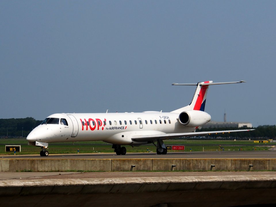 F-GRGH HOP! Embraer ERJ-145EP - cn 145120 pic1
