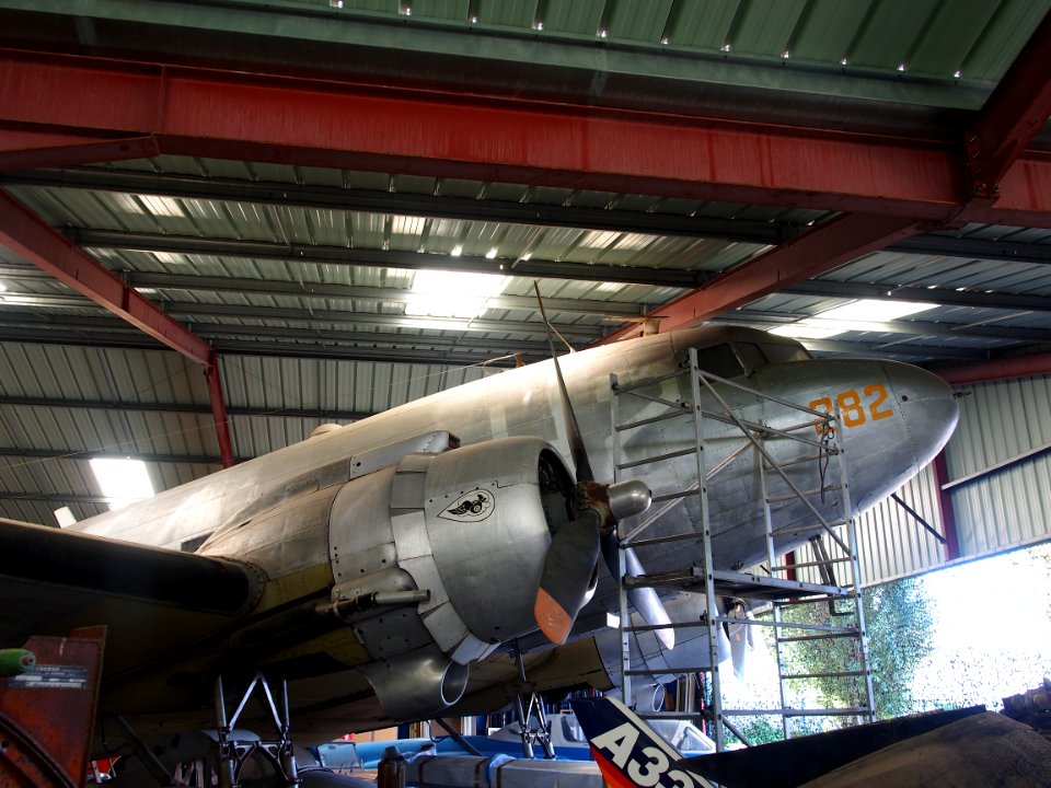 F-GEOA,2108979,282,H2-K Douglas C-47B-25-DK Dakota (16004-32752), Musée de l'Epopée de l'Industrie et de l'Aéronautique, pic 1