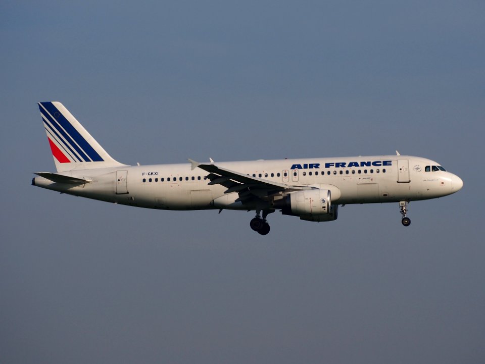 F-GKXI landing at Schiphol (AMS - EHAM), The Netherlands