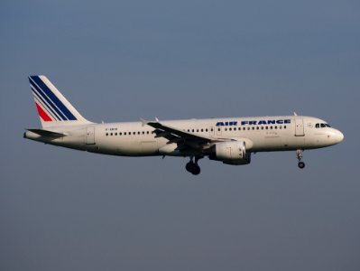 F-GKXI landing at Schiphol (AMS - EHAM), The Netherlands