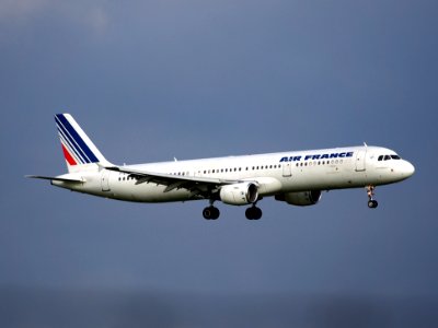 F-GTAL landing at Schiphol (AMS - EHAM), The Netherlands, pic2