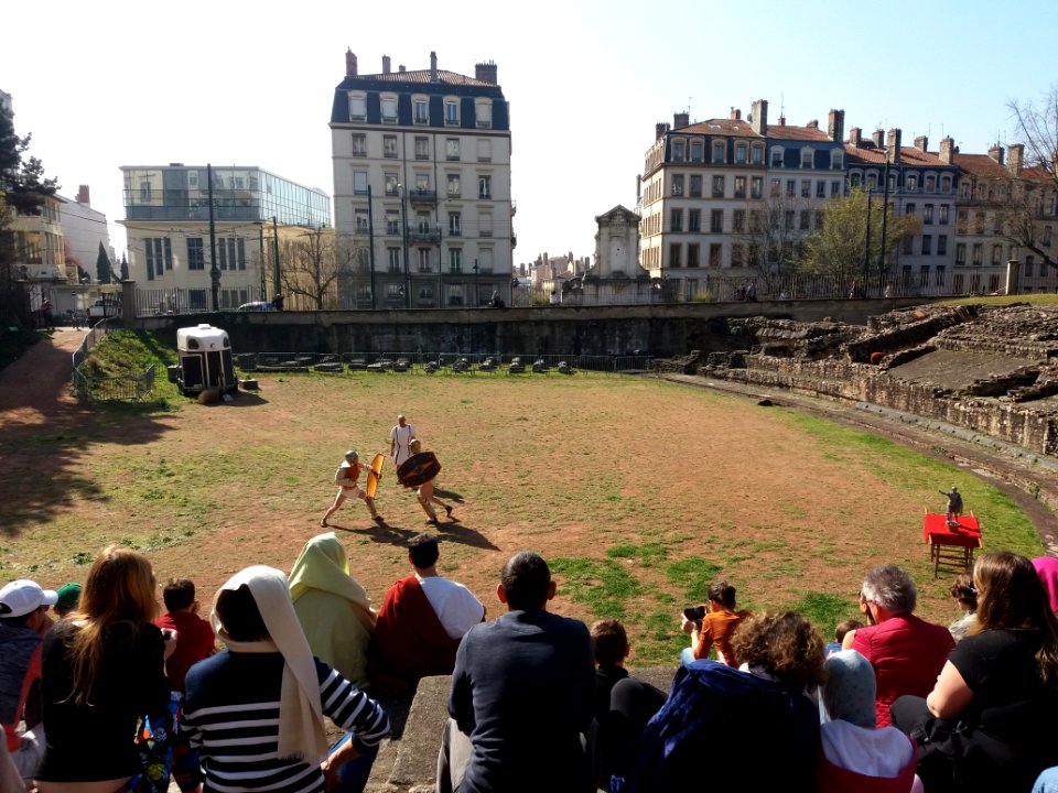 Festival européen latin grec 2019 - Grands jeux, combats (5)