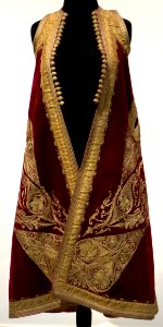 Festival costume from Albania, Honolulu Museum of Art 3307.1