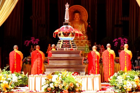 Chanting buddhism zen photo