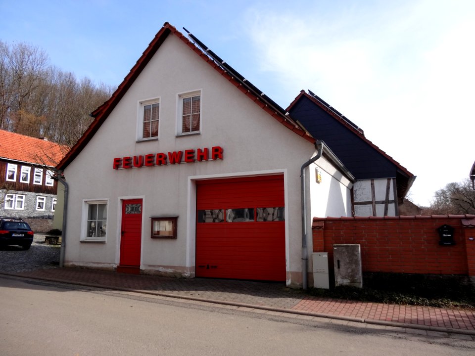 Feuerwehrhaus in Zella (Anrode)