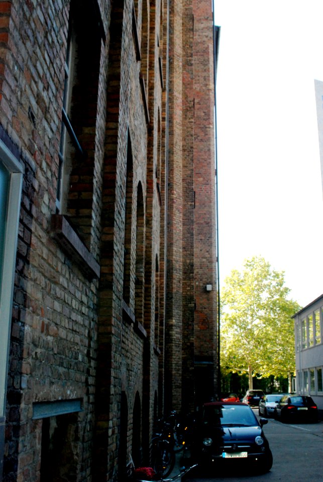 Ffm Hamburger Allee 27