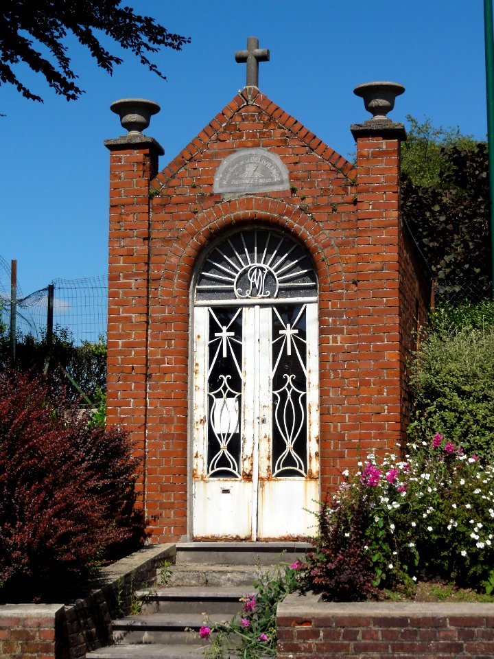 Feignies (Nord, Fr) chapelle N.D. de Délivrance
