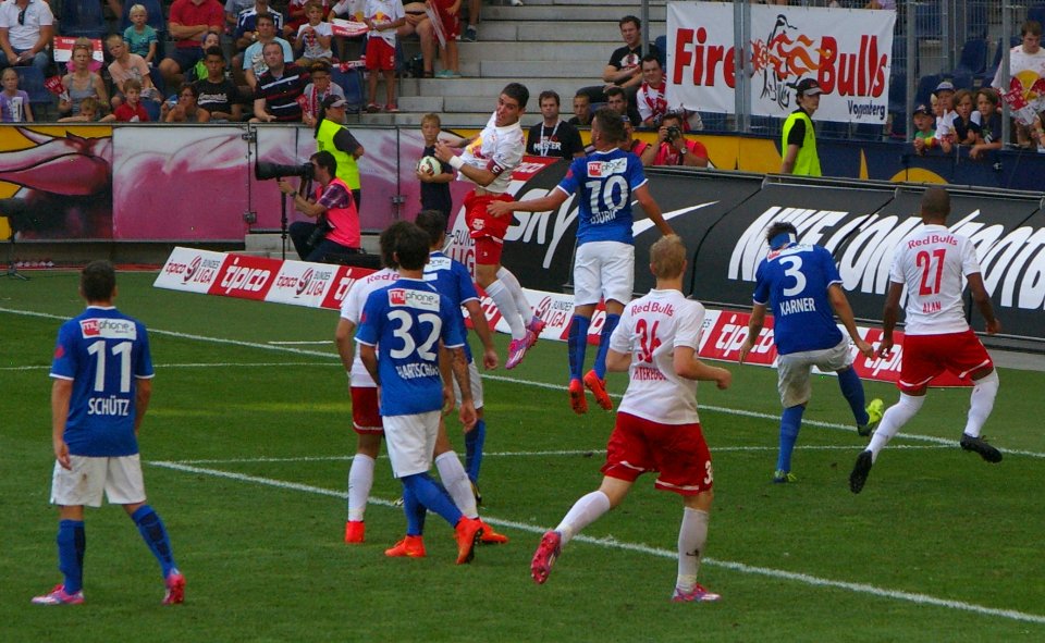 FC Red Bull Salzburg v SV Grödig 14