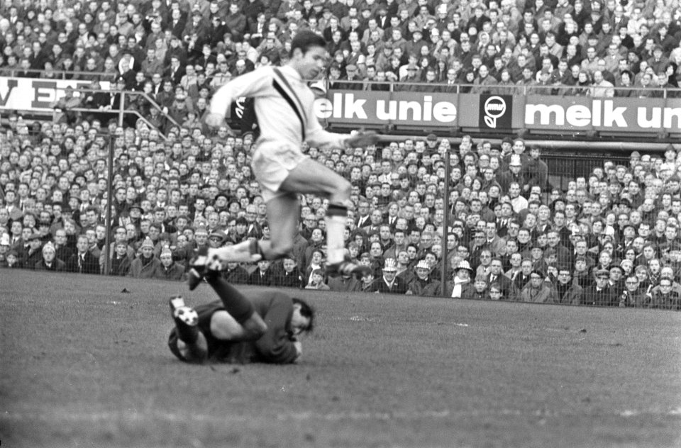 Feijenoord tegen FC Twente 3-0 nr. 7 , nr. 8 , Bestanddeelnr 921-9654