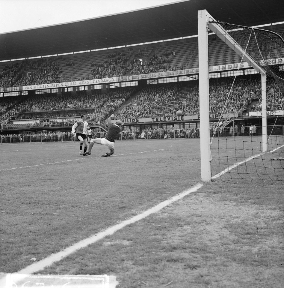 Feijenoord tegen DOS 3-0. Spelmoment, Bestanddeelnr 915-1236