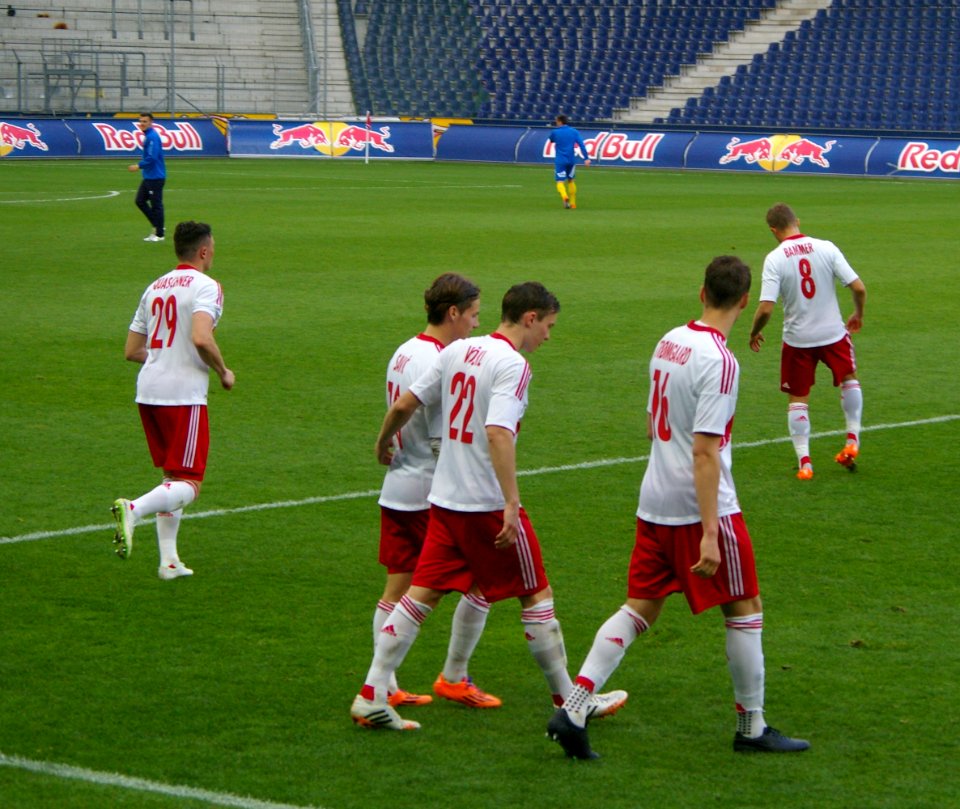 FC Liefering ve First Vienna FC 25