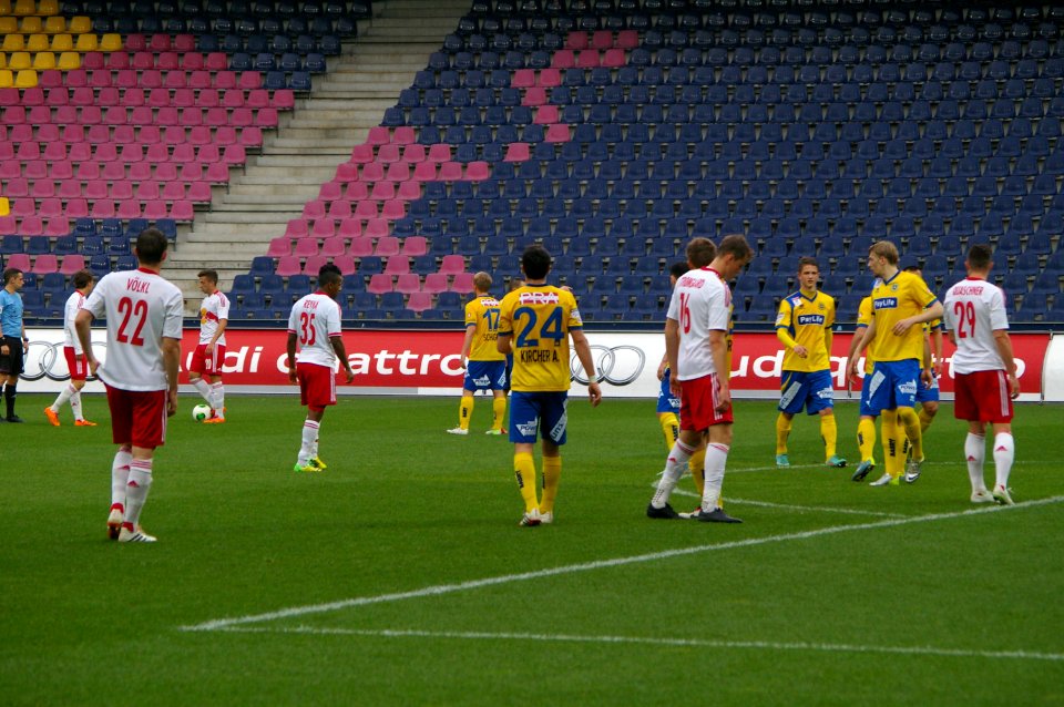 FC Liefering ve First Vienna FC 15