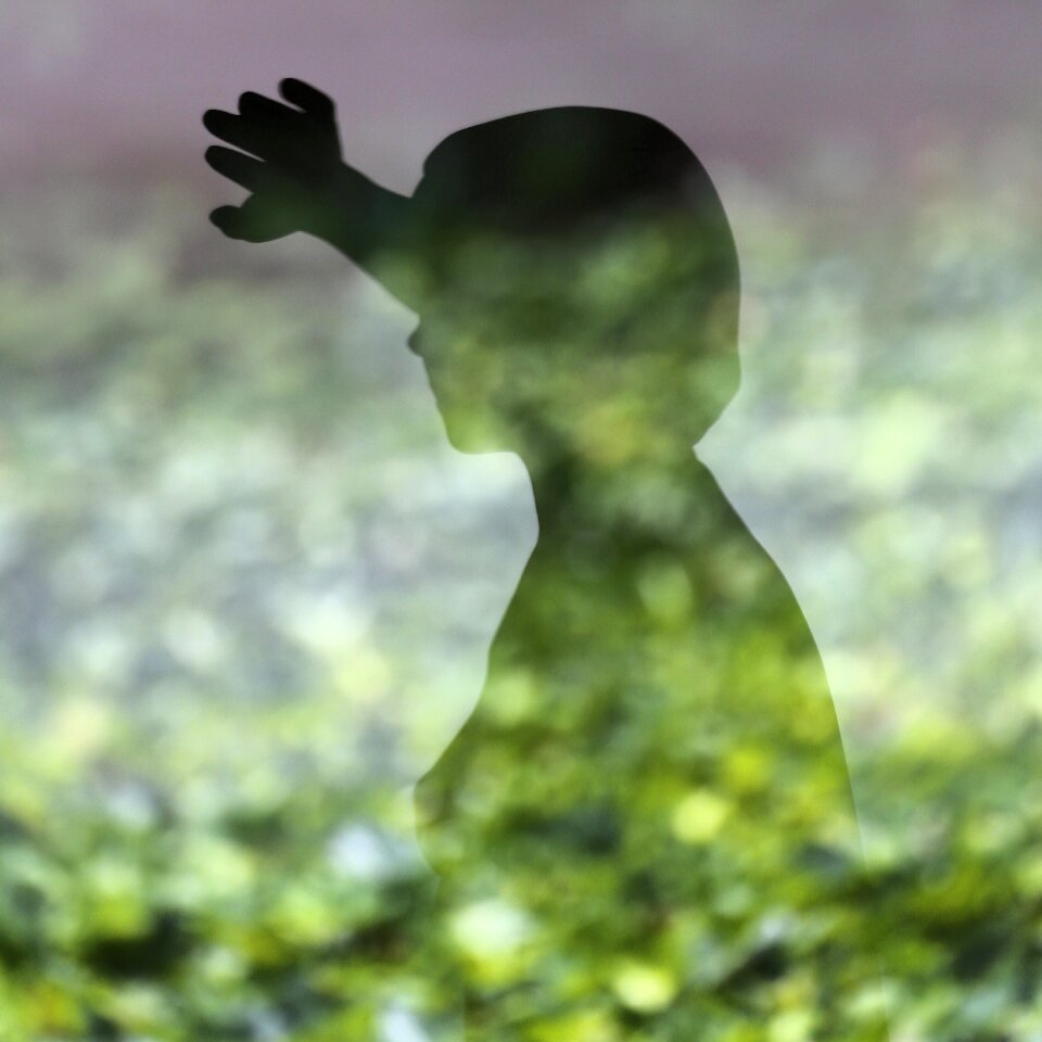 Girl sculpture xavier veilhan
