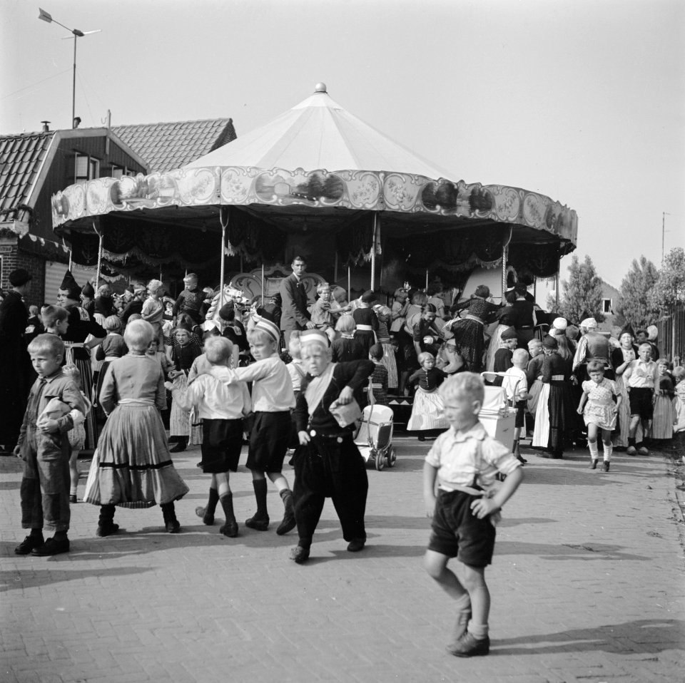Feesten en kermis te Volendam, Bestanddeelnr 900-5408