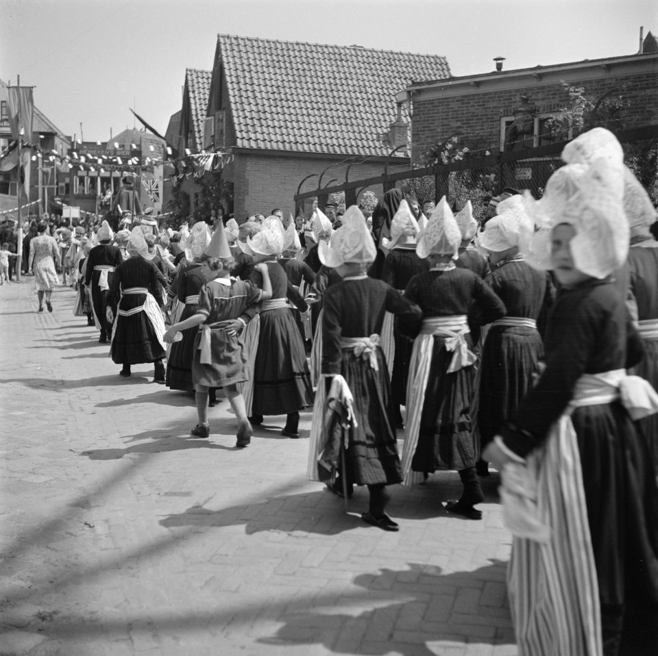 Feesten en kermis te Volendam, Bestanddeelnr 900-5451